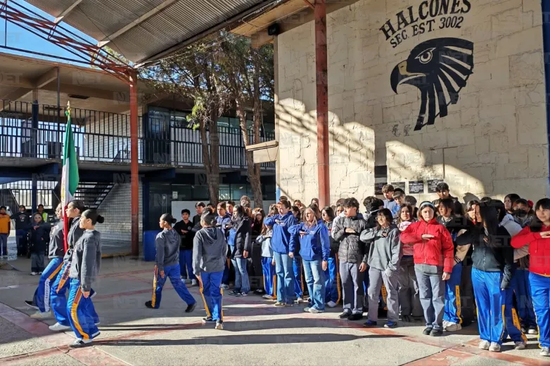 Registran bajo ausentismo escolar pese a bajas temperaturas