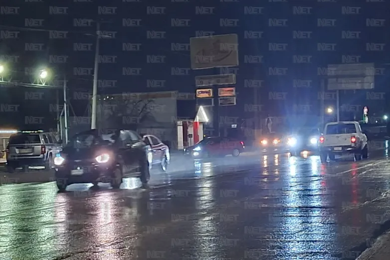 Lluvias provocan accidentes por pavimento mojado en Juárez