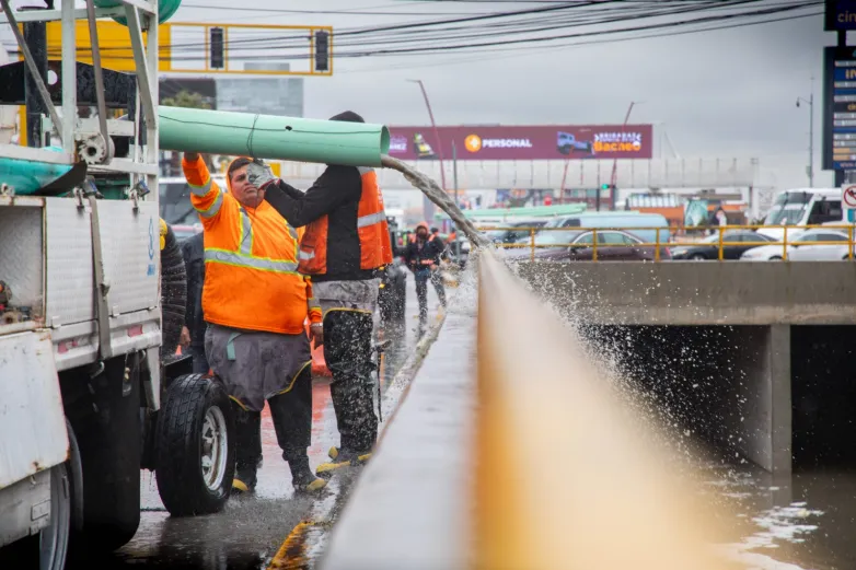 Atiende JMAS inundaciones en Ciudad Juárez tras intensas lluvias