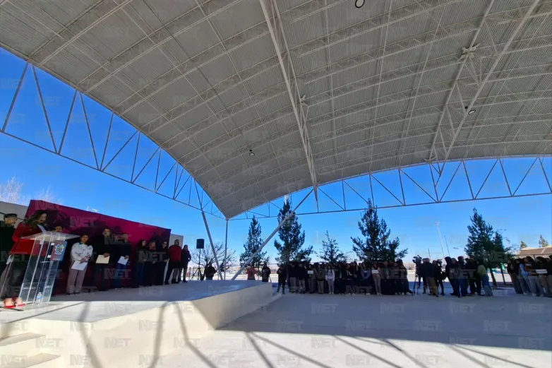 Entregan domo, canchas y estacionamiento en el Cobach 16