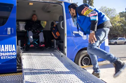 Ofrece Chihuahua transporte gratuito a personas con discapacidad