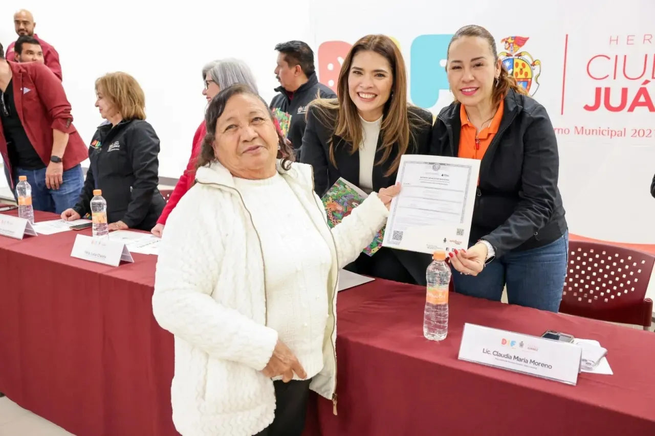 Brinda CAP Sevilla programas educativos a mayores de 60 años en Juárez