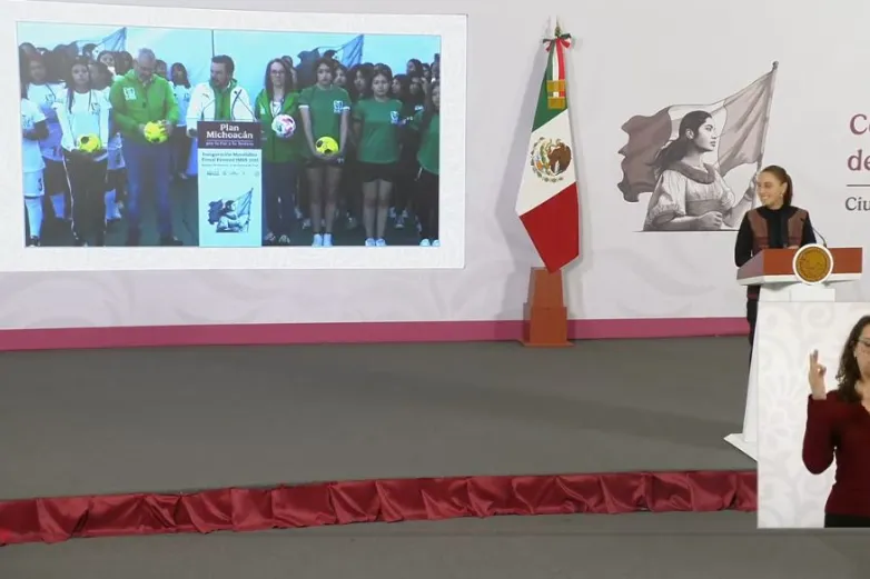 Inaugura Zoé Robledo Mundialito femenil de futsal en Morelia