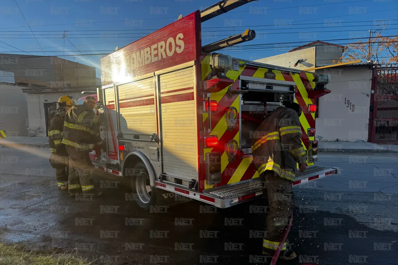 Sofocan bomberos incendio en vivienda de la colonia Partido Romero
