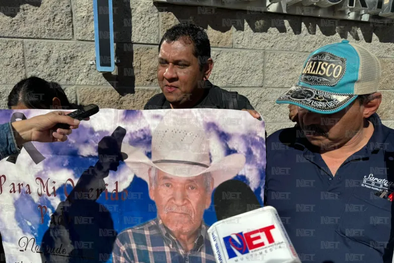 Se manifiestan frente a fiscalía familiares afectados por caso Plenitud