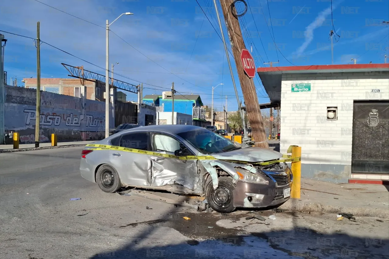 Deja choque contra poste un lesionado en colonia Zacatecas