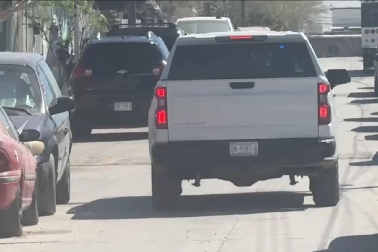 Ejecutan Sedena y AEI cateo en Oasis y aseguran vehículos