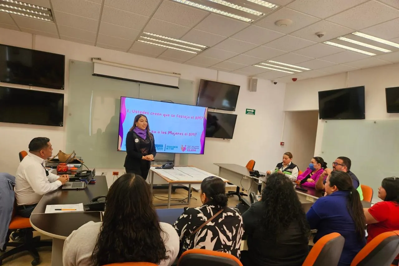 Promueven lenguaje incluyente entre personal del aeropuerto en Ciudad Juárez