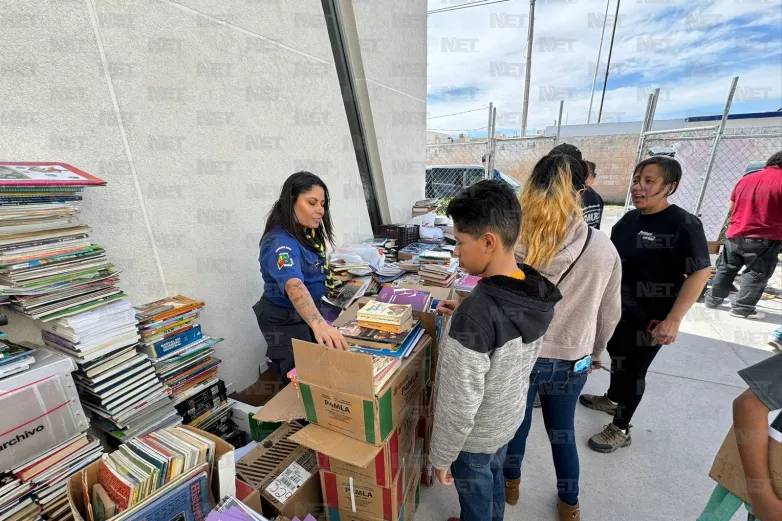 Petauro Lector realizó acopio de libros en la biblioteca Bonanza