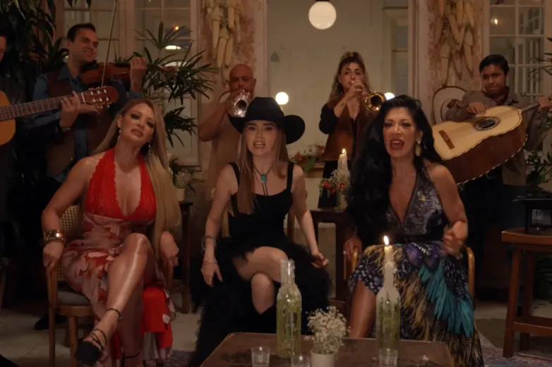 Carolina Ross conquista el número 1 en México con su éxito 'Malagradecido'