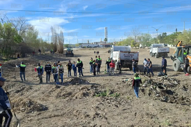 Participan más de 800 personas en programa Juárez Amanece Limpio