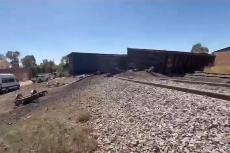 Mueren una persona en descarrilamiento de tren en Aguascalientes