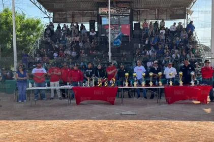 Inaugura alcalde la Liga de Beisbol Niños Héroes 