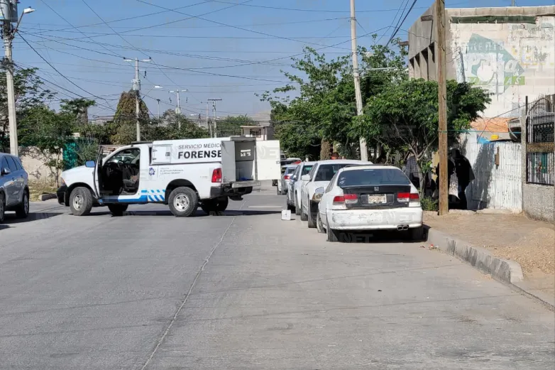 Hallan a hombre sin vida en la Héroes de la Revolución