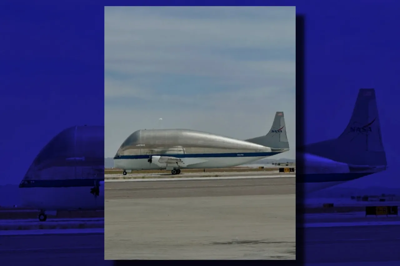 Causa furor avión Super Guppy en El Paso