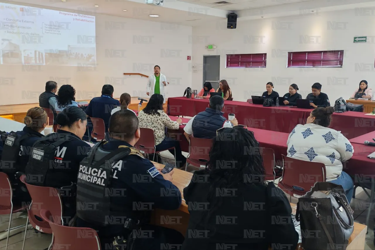 Capacitan a integrantes de mesa de prevención en adicciones durante vacaciones