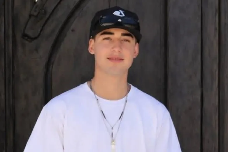 Fallece tras aplicarse suero vitaminado para recuperarse de fiesta en Sonora