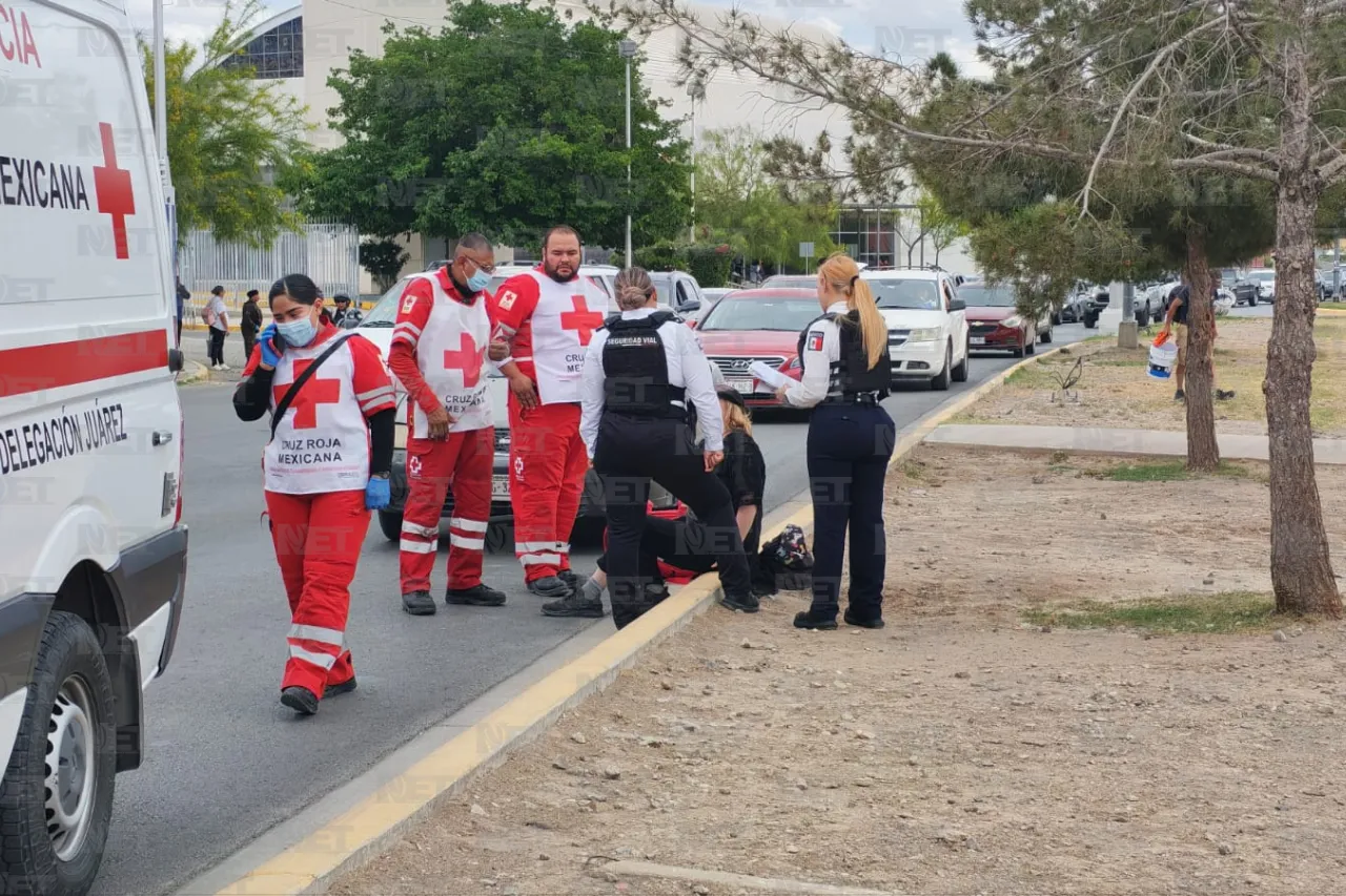 Atropella auto a mujer en la avenida Lincoln