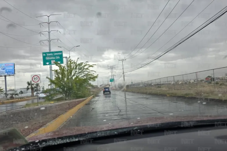 Cae lluvia y granizo en Ciudad Juárez