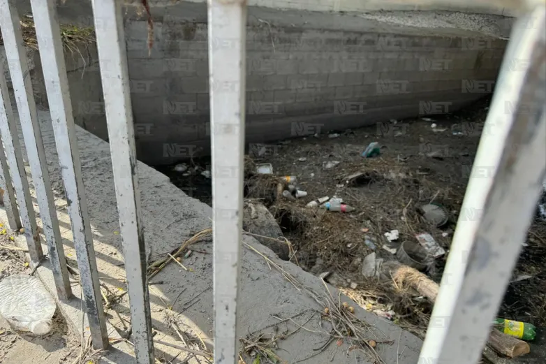 Basura afecta desagüe en Juárez, aun con lluvias breves