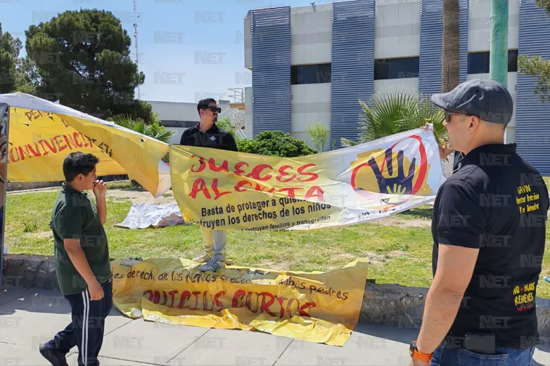 Protestan en Juárez por derechos de menores en divorcios y custodias
