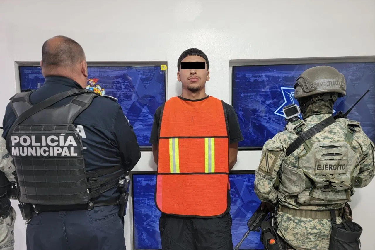 Detienen a hombre armado tras realizar disparos en Vista Los Ojitos