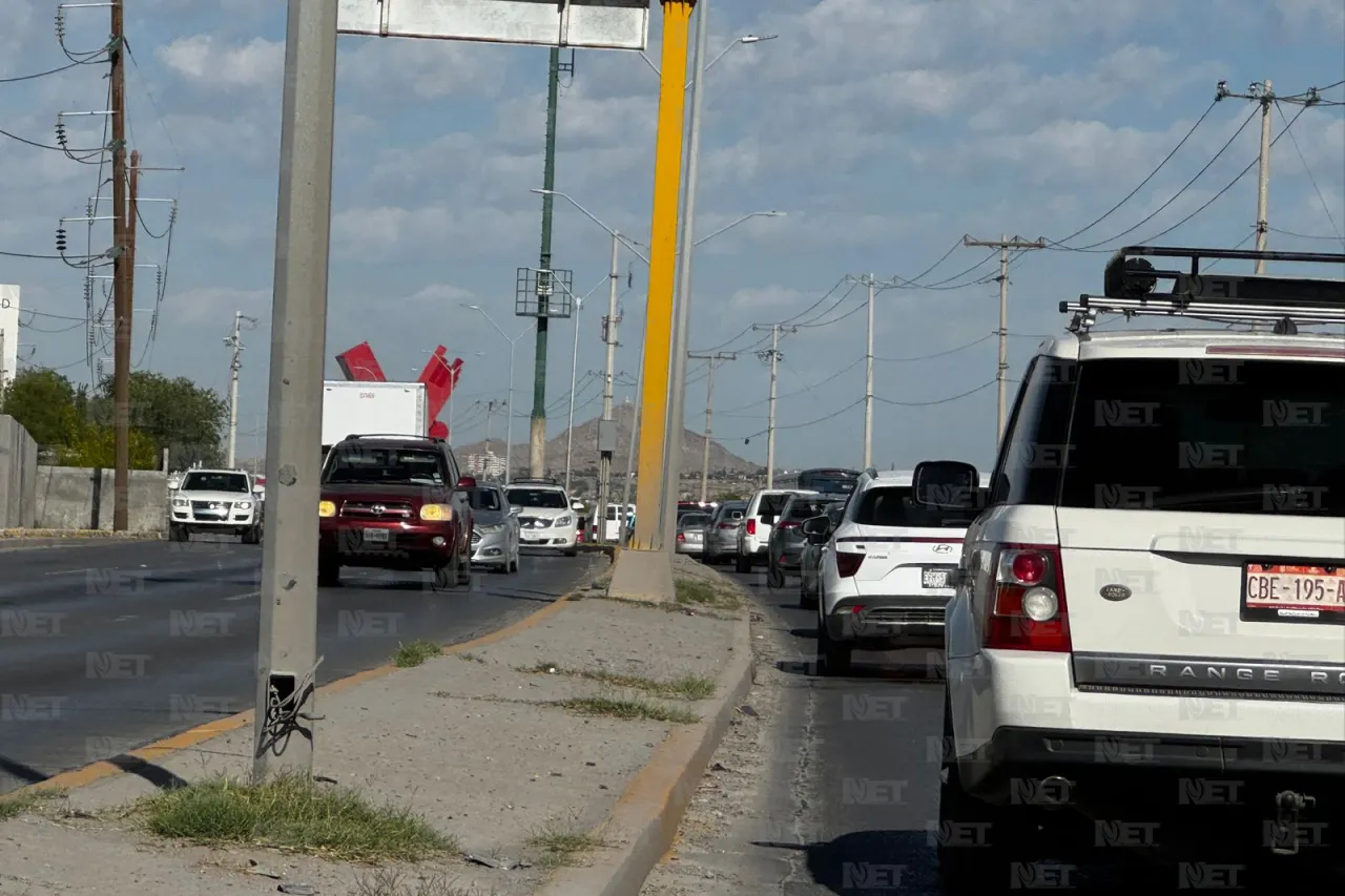 Reportan congestionamiento vial en bulevar Cuatro Siglos