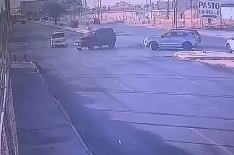 Accidente en la Ejército Nacional deja niña herida; responsable huye