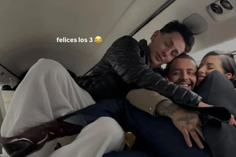 Comparte Kunno fotos que desmienten ruptura entre Nodal y Ángela