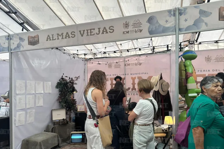 Reúne Feria del Libro Municipal a 20 mil personas 